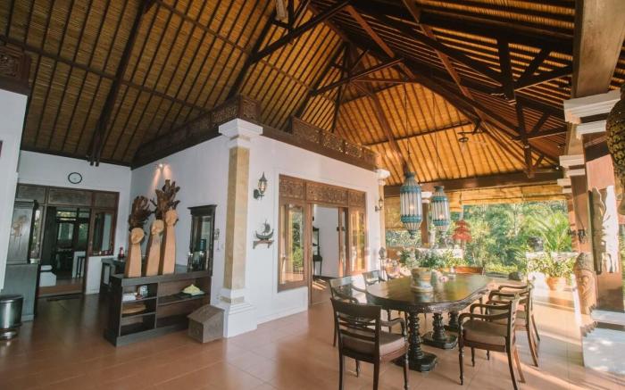 Bali North Beach B&B - 2 Suite Guesthouse