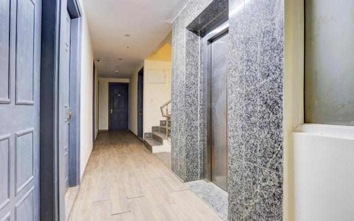 Super Hotel O Near Uttam Nagar East Metro