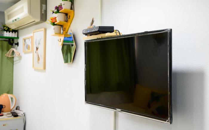 MRT Ximen Station Elevator Fresh Room for 2-3 People (No Daily Cleaning Provided)