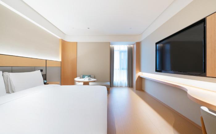 Ji Hotel Xinyang East Railway Station