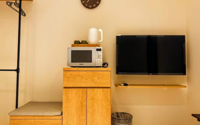 One room Apartment_LongShan Temple_Ximen_RoomB