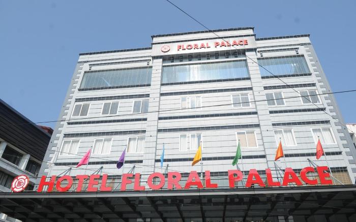 Hotel floral palace