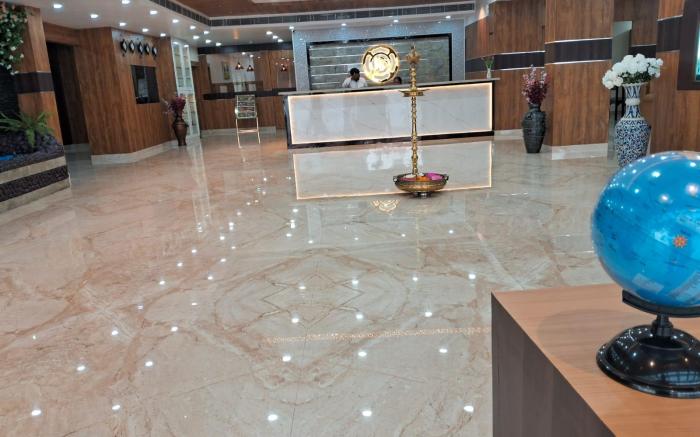 Hotel floral palace