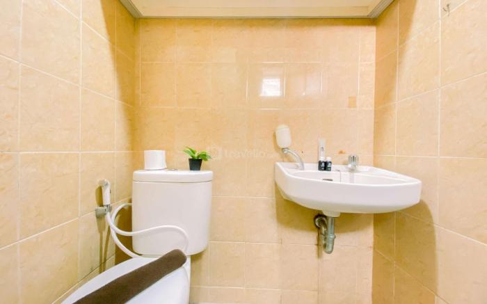 Comfort Living 2BR Apt Kebagusan City By Travelio