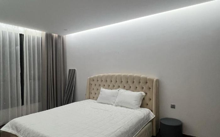 24h House