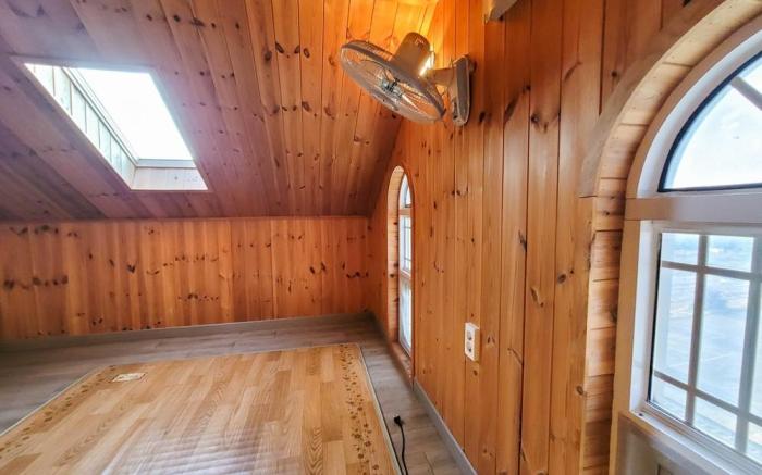 Ganghwa Jun Live Pension