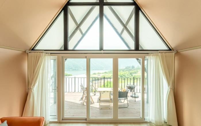 Gapyeong Violin Glamping N Caravan