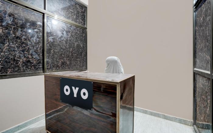 Hotel O by OYO R L PALACE