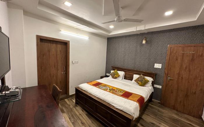 Hotel Jaisal Inn - Pure Veg