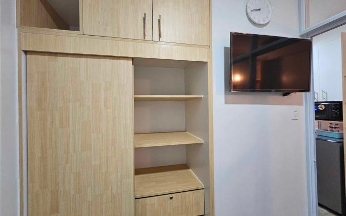 Sweet Escape 17 Mesavirre Garden Residences 