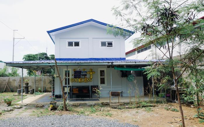Whole House 2br  Big parking at Cabuyao Laguna