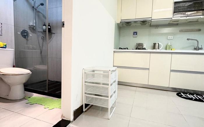 Prime Xinyi｜Steps to MRT｜101, Malls & City Views