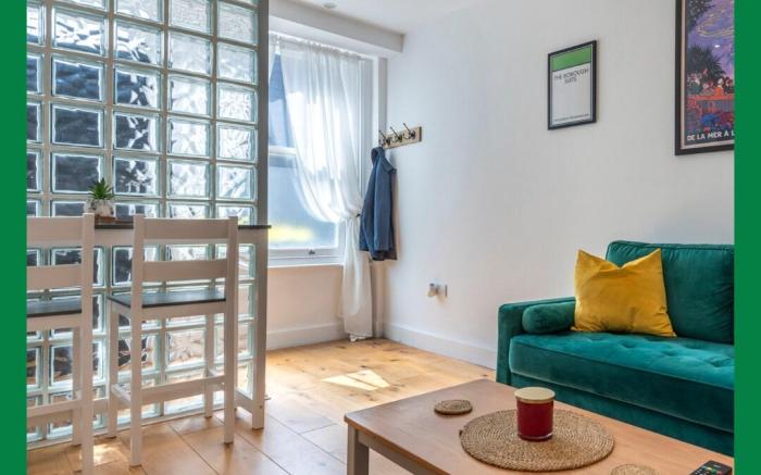 The Borough Suite @Devereux_Residences
