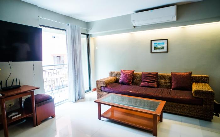 Comfy and spacious Condo near Mactan Airport
