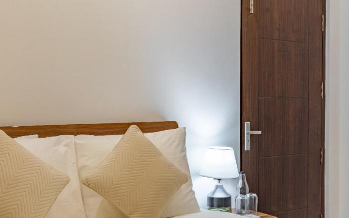 ALAYA Stays Cliff Zen 2BHK Apartments in Panthaghati