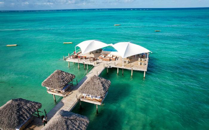 Blue Moon Resort