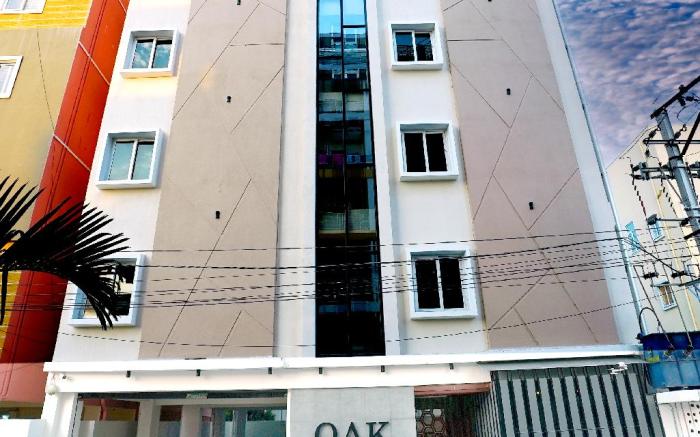 Oak Business Hotel
