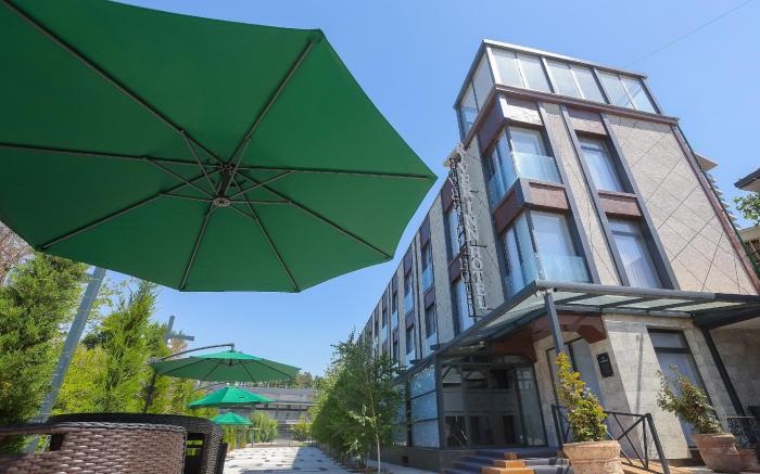 RiverInnHotel