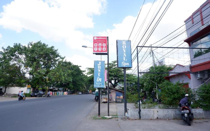RedDoorz near RSUD Kota Mataram