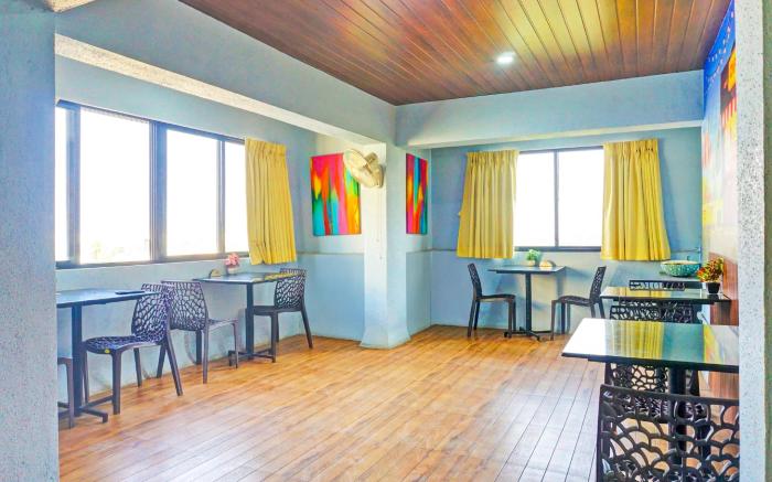 Super Townhouse Amanora Park Town Formerly Samrat Inn