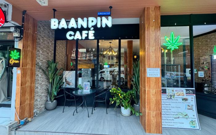 BaanPin Hotel and Cafe