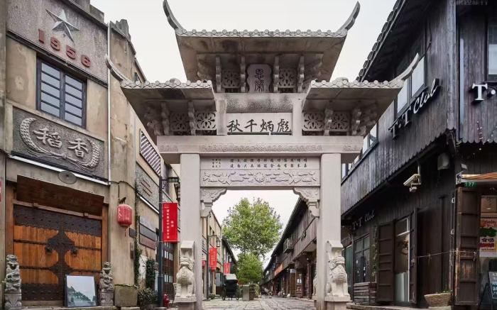 Manli Hotel Shanghai Pudong Airport Branch-Free shuttle buses to Pudong Airport and Disneyland