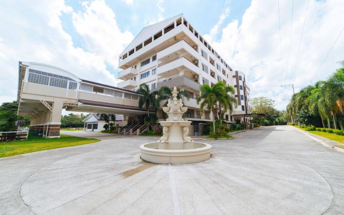 Whitewoods Convention and Leisure Hotel