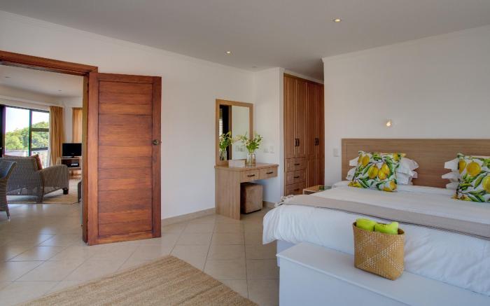 LIMONI LUXURY SUITE