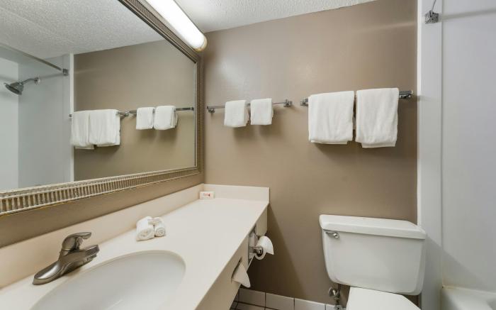 Red Roof Inn Painted Post