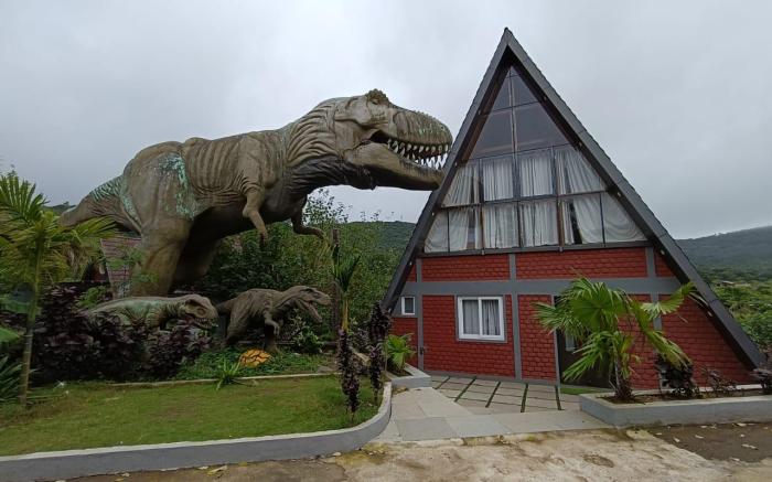 Dinosaur Resort Lonavala