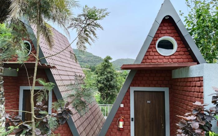 Dinosaur Resort Lonavala