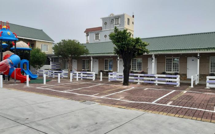 墾丁億園庭園民宿