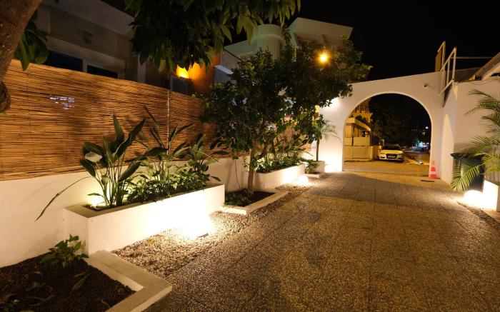 Nephos Hotel