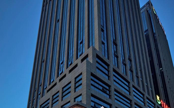 Ji Hotel Yinchuan Railway Station Nongken Building