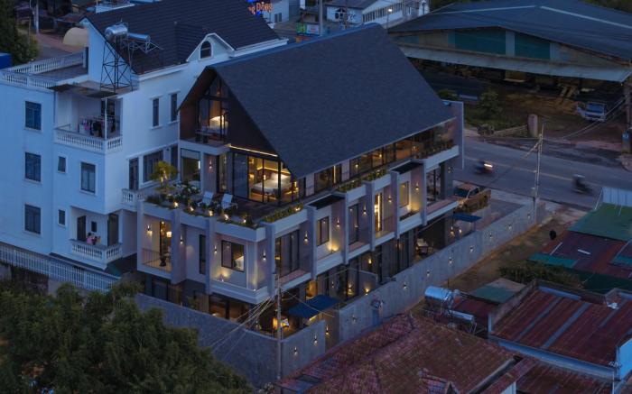 Adela Villa Dalat