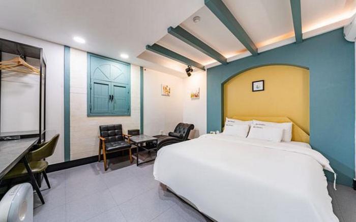 Gongju Renaissance Hotel