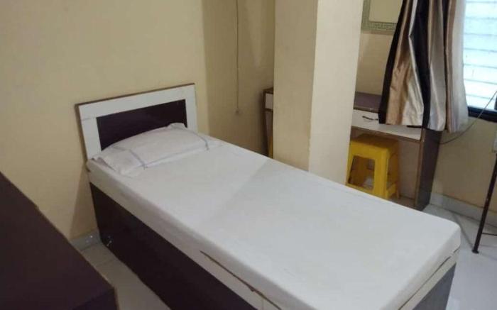 Chaitanya Kalyan Guest House