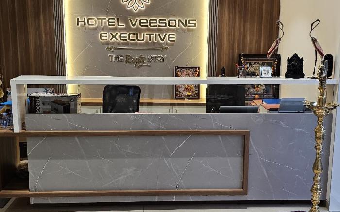 HOTEL VEESONS EXECUTIVE 