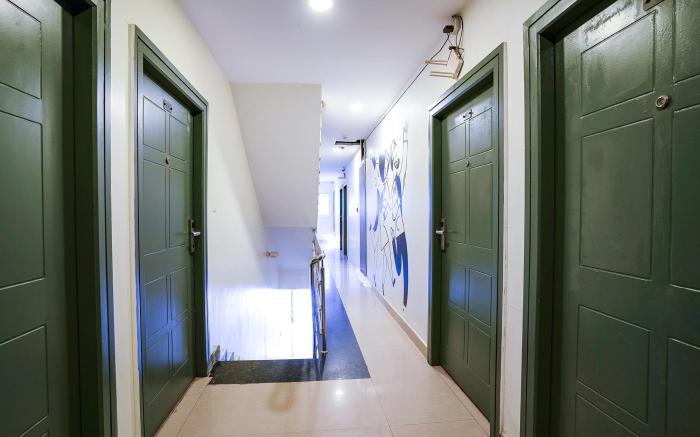 FabHotel Royal Sterling- Manyata Tech Park