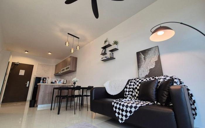 [2 Rooms unit w Balcony & Spectacular view] -4 pax
