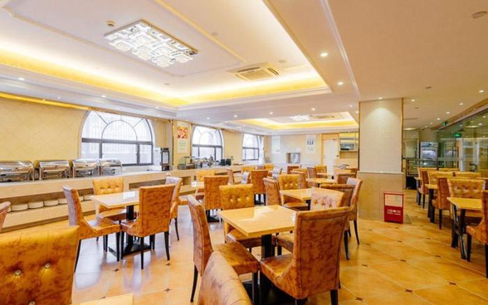 Vienna Shanghai Tourism Resort Zone Hangtou Heli Xi Road