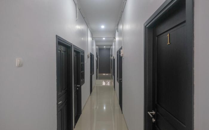 RedDoorz Syariah near UNIMUS Semarang
