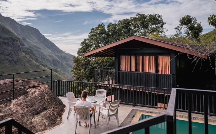Ella Deck Resort