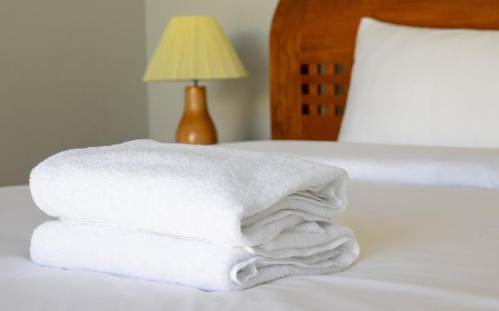 Letto 2 - City Center Nearby! 2 BDR+ Pool and PS5!