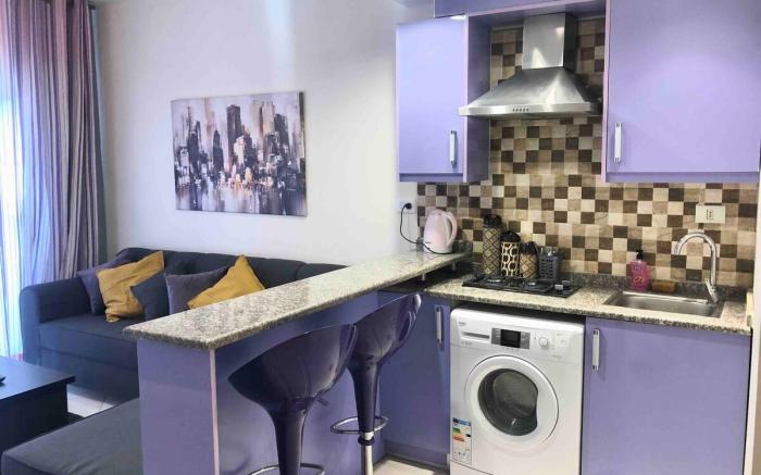 Modern studio in central location #4