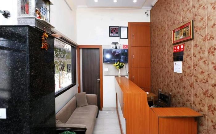 New hotel blue stars