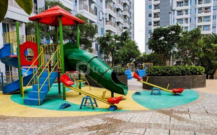 Tidy 2BR at Tanglin Supermall Mansion By Travelio