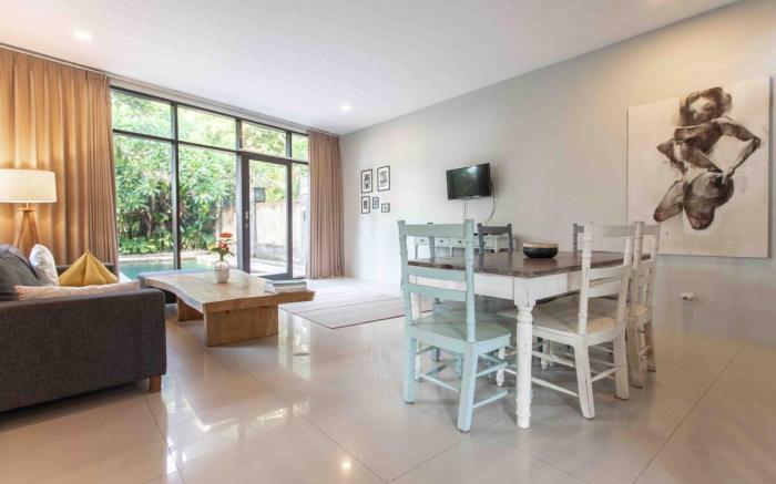 2BR DELUXE STUDIO+private pool in 75 from surfspot