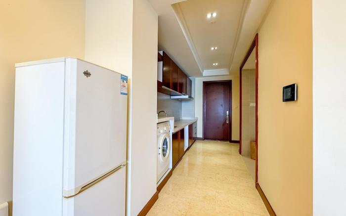 Beach-Front/Ocean-View Apartment in Huizhou 