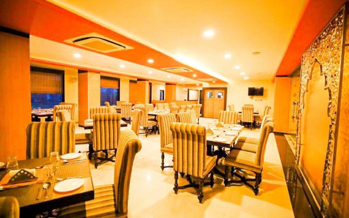 Hotel Royal Excellency